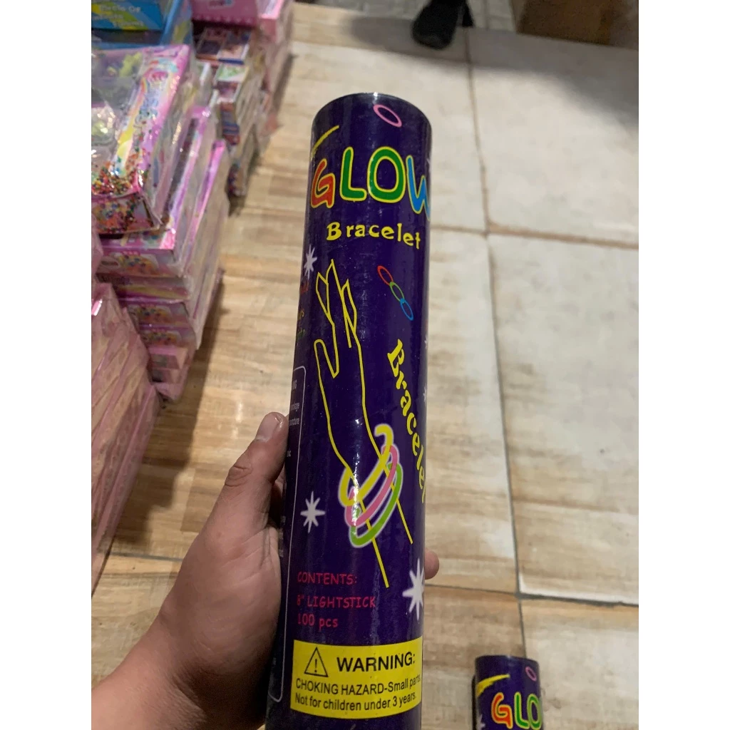 Tôi đã mua 100 que phát sáng cho tiệc sinh nhật con, nhưng sao lại thất vọng?