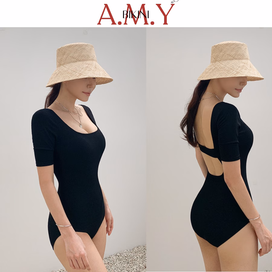 Mặc đồ bơi một mảnh nhưng vẫn hở lưng: Bí quyết cho phong cách mùa hè không thể bỏ qua