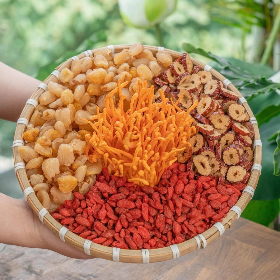 Lợi ích bất ngờ của Trà Dưỡng Nhan Đông Trùng Hạ Thảo mà bạn không thể bỏ qua nếu muốn cải thiện làn da từ bên trong