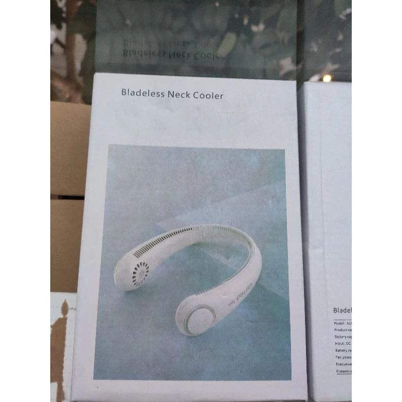 Chọn quạt đeo cổ như thế nào để không bị thất vọng khi sử dụng?