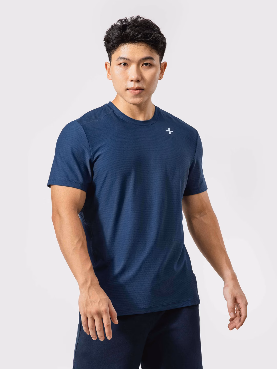 Mặc áo phông tập gym như thế nào để không bị lộ điểm yếu cơ bắp?
