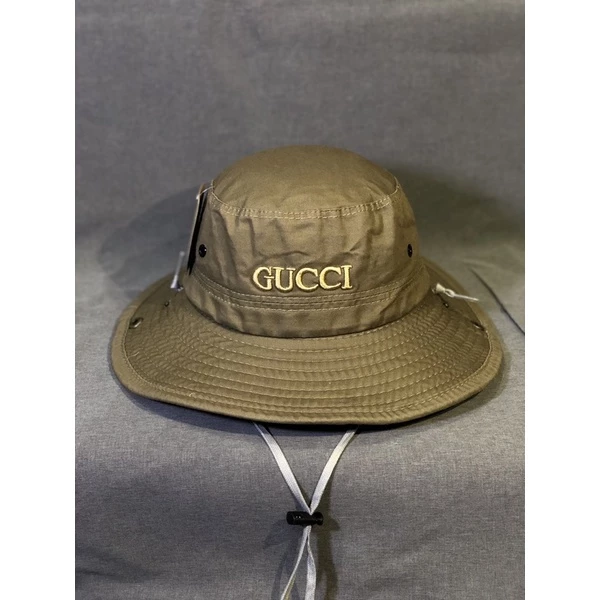 Mũ Vành Nam Wat Sịn – Lựa Chọn Hoàn Hảo Cho Phong Cách Mùa Hè Hay Chỉ Là Sự Lựa Chọn Sai Lầm?