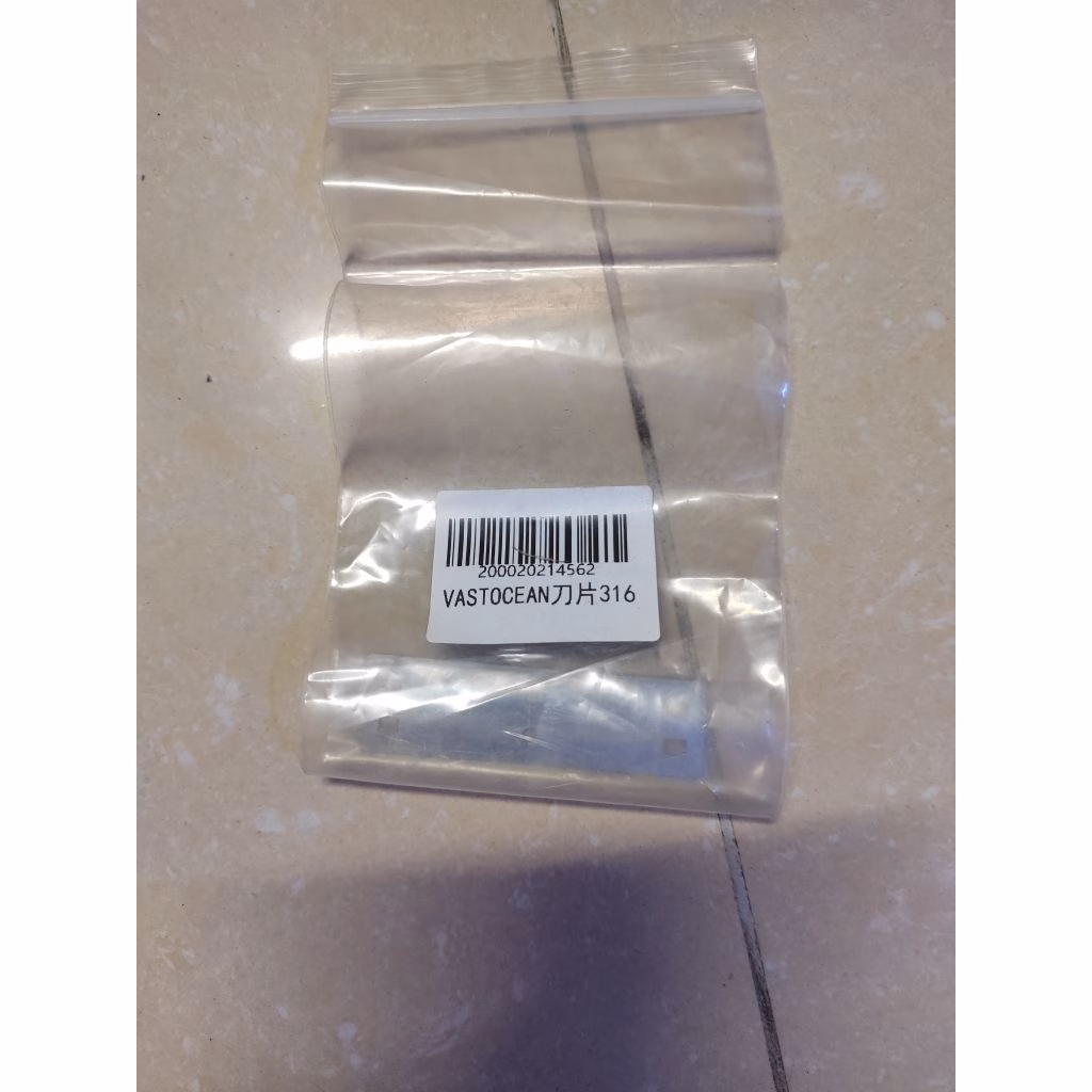 Mua Cây Cạo Rêu Thép Không Rỉ: 3 Sai Lầm Thường Gặp Và Cách Chọn Đúng