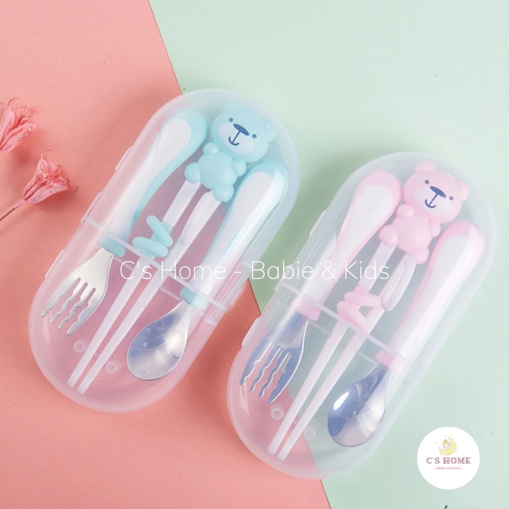 “Làm thế nào để chọn bộ thìa, đũa, nĩa phù hợp cho bé tập ăn mà không gây nguy cơ nghẹn?”