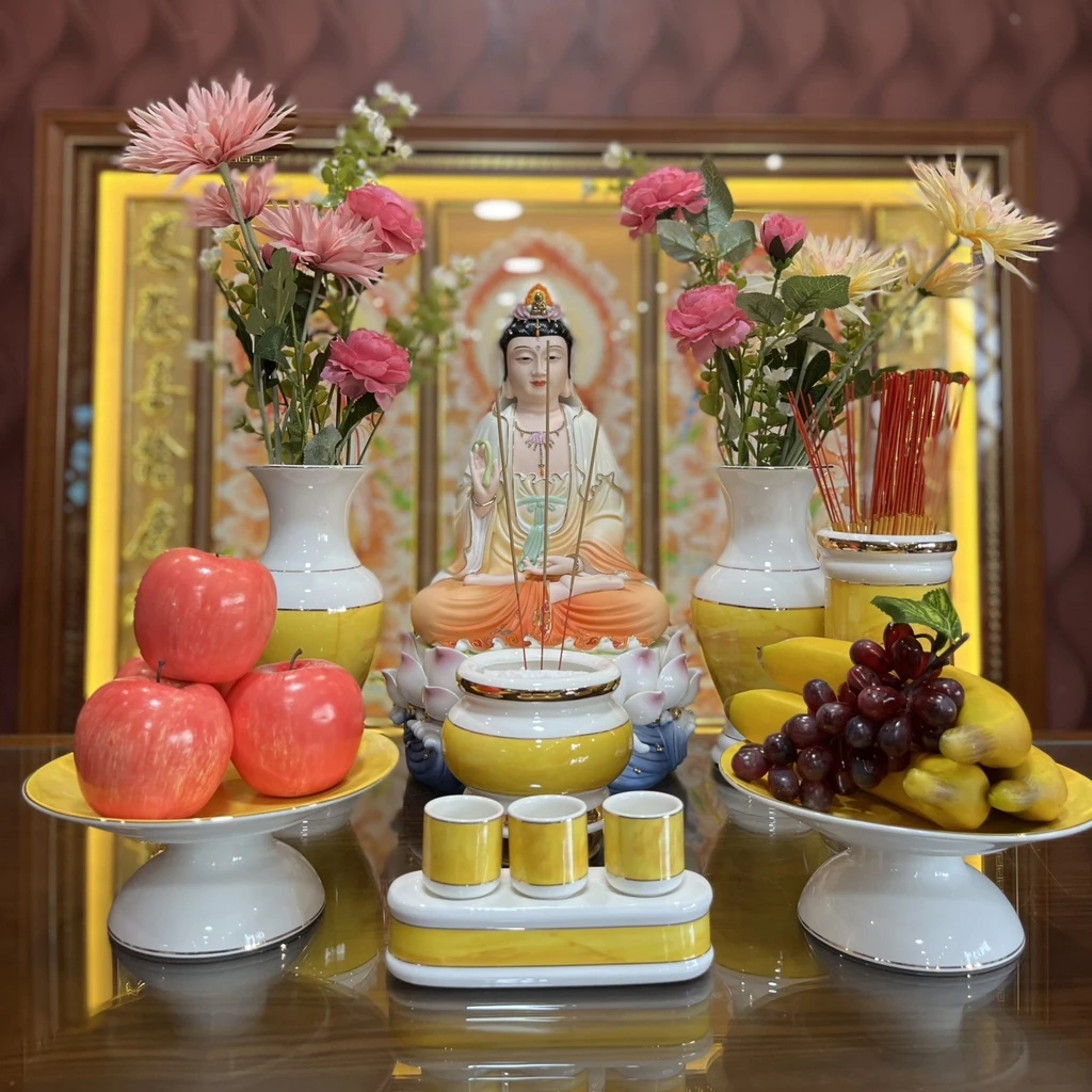 Lựa Chọn Bộ Thờ Cúng Sứ Phật Giáo Tường Thuận 1518V Vàng: 3 Sai Lầm Cần Tránh Để Mang Lại May Mắn