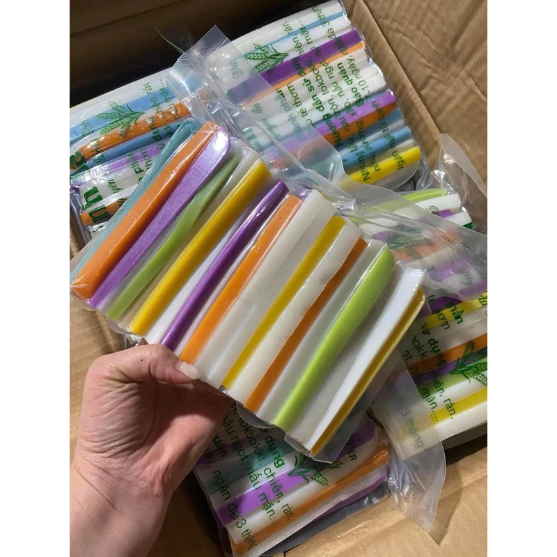 Làm thế nào để bảo quản Bánh Đá Hà Giang không bị mềm khi mua về?