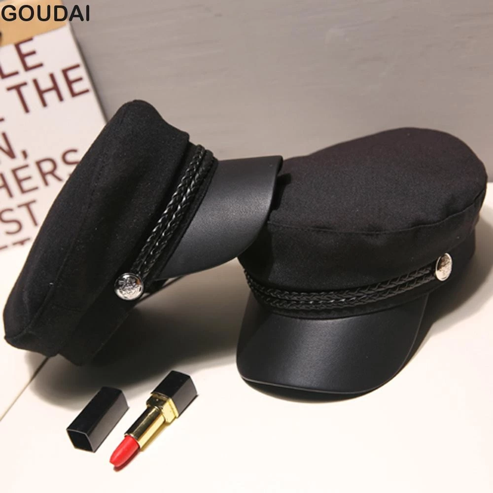 Mũ Flat Cap – Tại Sao Nhiều Người Sai Lầm Khi Chọn Kiểu Mũ Này Cho Phong Cách Du Lịch Của Mình?