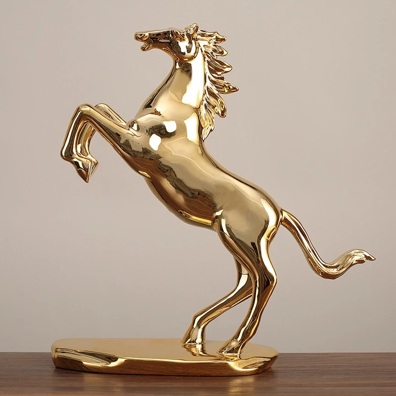 Làm thế nào để chọn tượng ngựa tài lộc phù hợp với phong thủy trong nhà để thu hút tài vận?