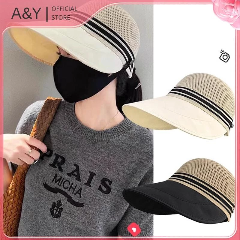 Mũ Vành Rộng – Bí Quyết Cho Các Chị Em Tránh Tia UV Khi Đi Biển Mà Không Ai Nói Cho Bạn Biết