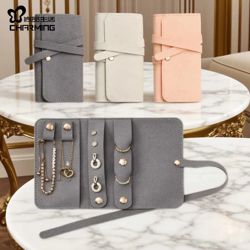 Lỡ Mua Túi Đựng Trang Sức Sai Kích Cỡ, Mình Đã Học Được Bài Học Gì Về Việc Lựa Chọn Hộp Bảo Quản Trang Sức?