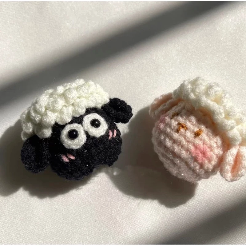 Làm thế nào để chọn móc khóa len phù hợp với phong cách của bạn mà không bị lỗi mốt?