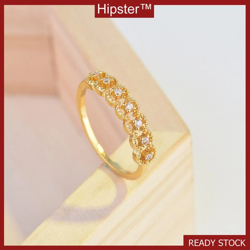 Có cần thiết phải trả tiền triệu cho nhẫn mạ vàng đính kim cương nhân tạo?