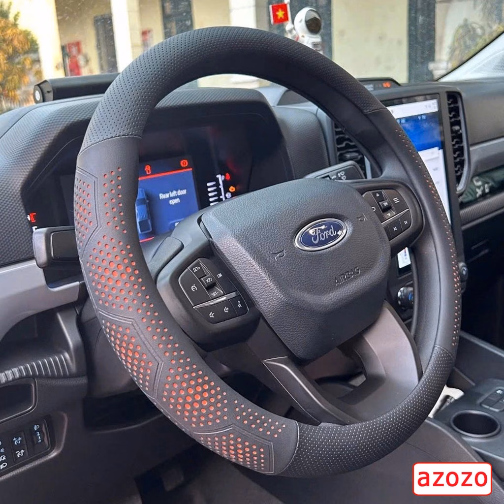 Làm thế nào để chọn bọc vô lăng ô tô 3D da Nappa phù hợp với xe của bạn mà không bị lãng phí tiền bạc?