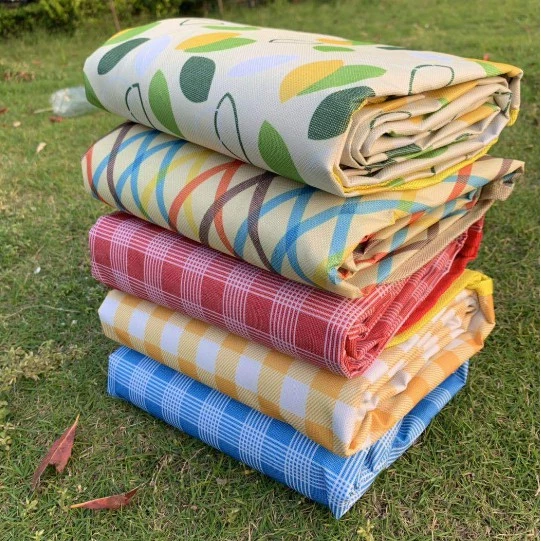 Làm thế nào để chọn tấm thảm picnic phù hợp cho chuyến đi chơi cuối tuần của bạn