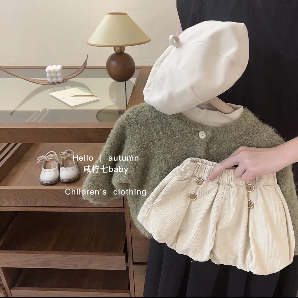 Làm Thế Nào Để Chọn Áo Cardigan Phù Hợp Cho Bé Gái Mùa Thu Đông?