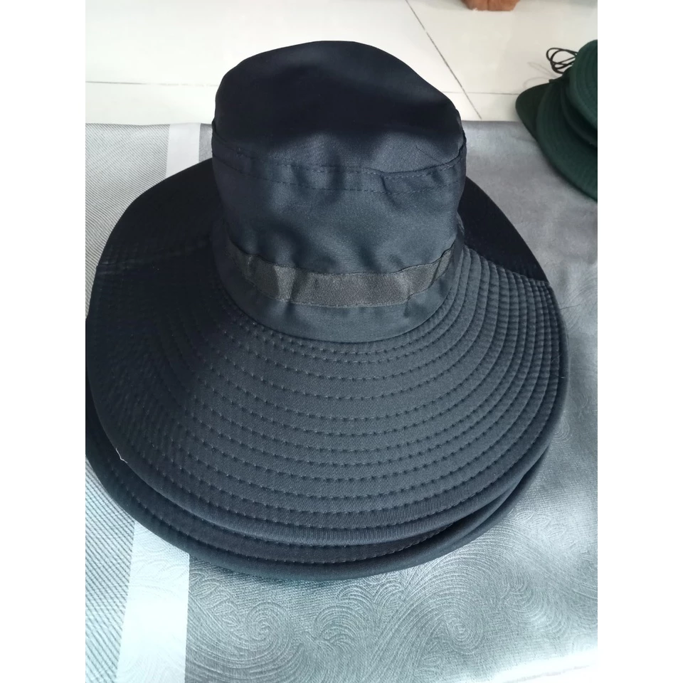 Nón Tai Bèo Chống Nắng: Lựa Chọn Thông Minh Cho Nam Giới Đi Làm Và Du Lịch