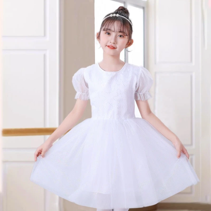 Làm thế nào để chọn váy công chúa cho bé gái 13-14 tuổi mà không bị ‘thất bại’ như tôi từng gặp?