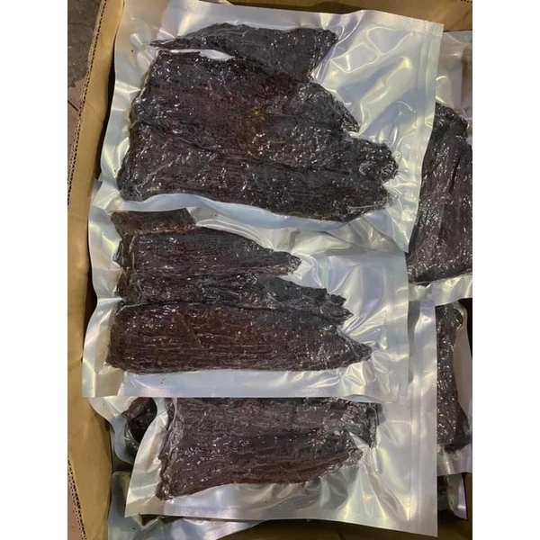 Làm sao để thịt lợn gác bếp Tây Bắc không bị khô và mất vị khi chế biến