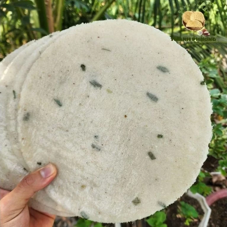 Làm sao để bảo quản bánh phồng nếp hành vị béo nước cốt dừa giòn ngon trong thời gian dài?