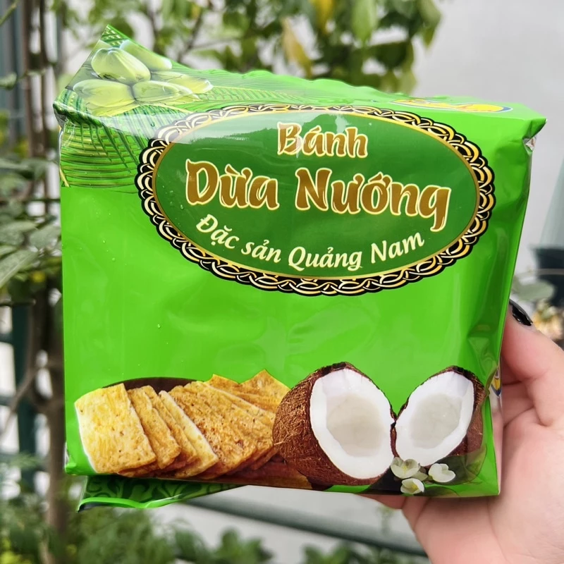 Làm sao để bảo quản bánh dừa nướng đặc sản Quảng Nam giòn ngon lâu dài?
