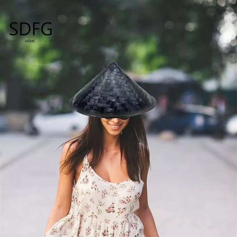 Mũ mây tre đa năng cho nữ: Làm thế nào để chọn đúng loại cho chuyến du lịch hè?