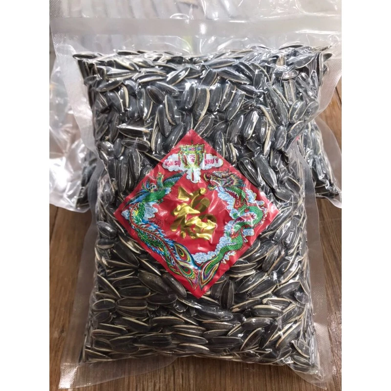 Mua hạt hướng dương rang thủ công cần tránh điều gì để không bị chán ăn?