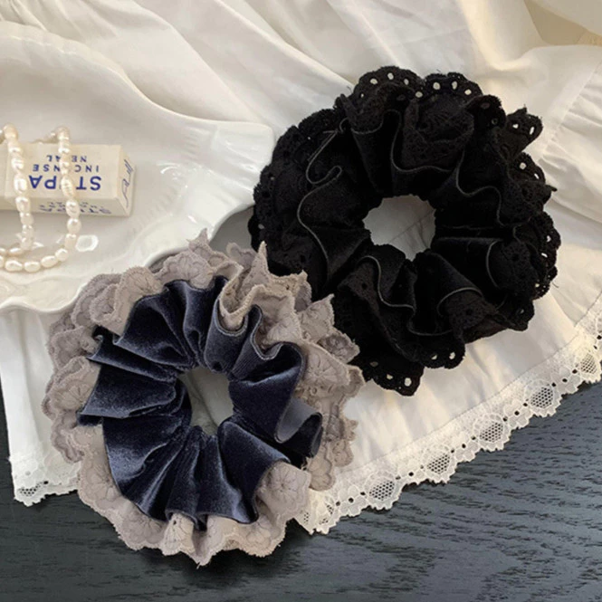 Làm thế nào để chọn dây buộc tóc nhung phù hợp với phong cách mùa đông của bạn?