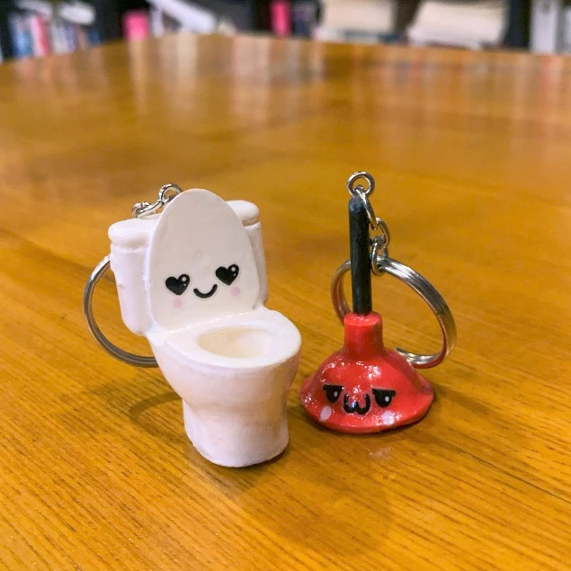 Tại sao móc khóa đôi vô tri Bồn cầu lại là cứu cánh cho những cơn tắc bồn cầu bất ngờ?