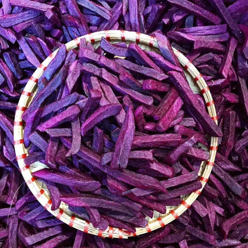 Làm thế nào để chọn và bảo quản khoai lang tím sấy giòn không đường để giữ được độ giòn và hương vị?