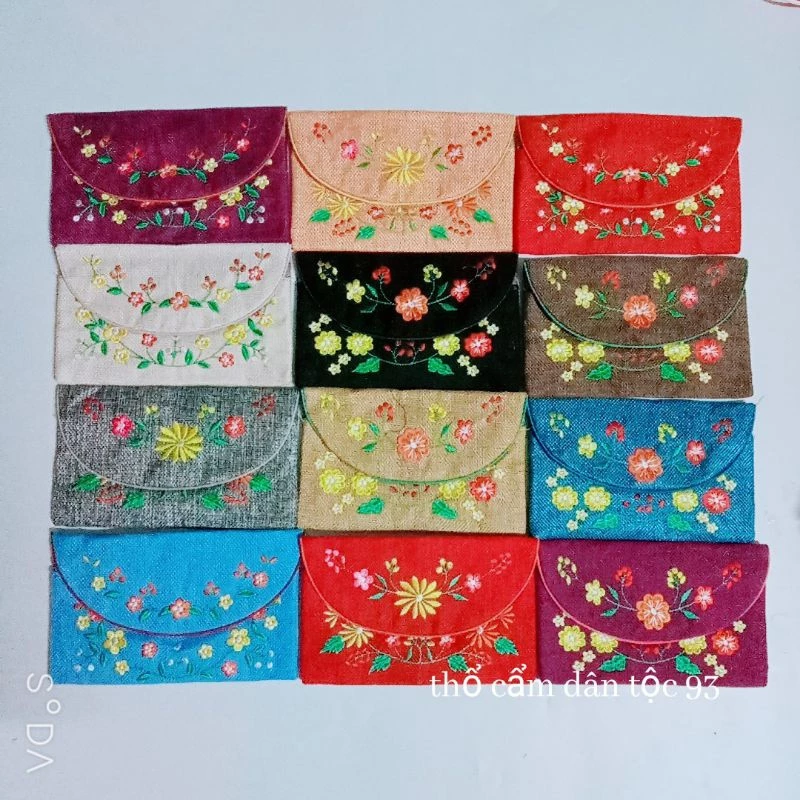 Làm thế nào để chọn ví nắp thêu hoa vải đay phù hợp mà không lãng phí tiền?