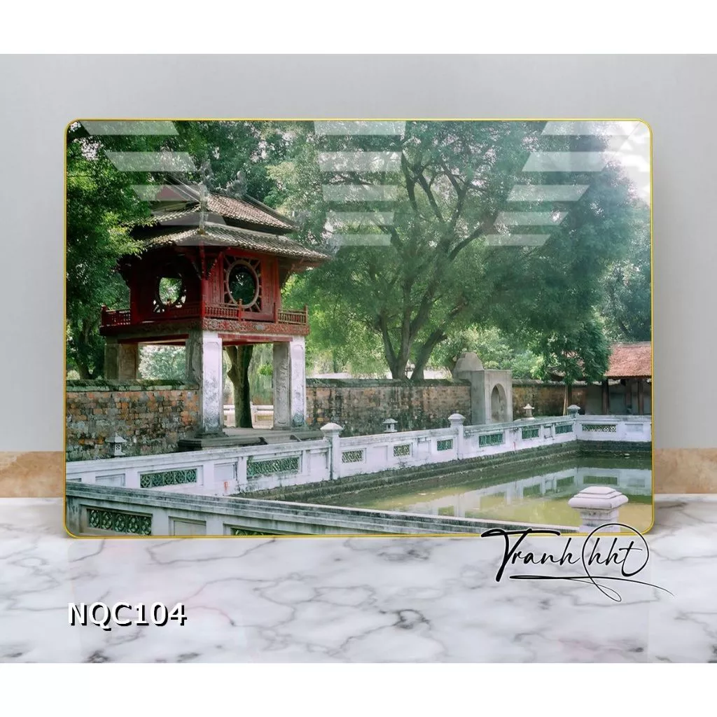 Làm thế nào để chọn tranh gương treo tường phù hợp với không gian nhà bạn?