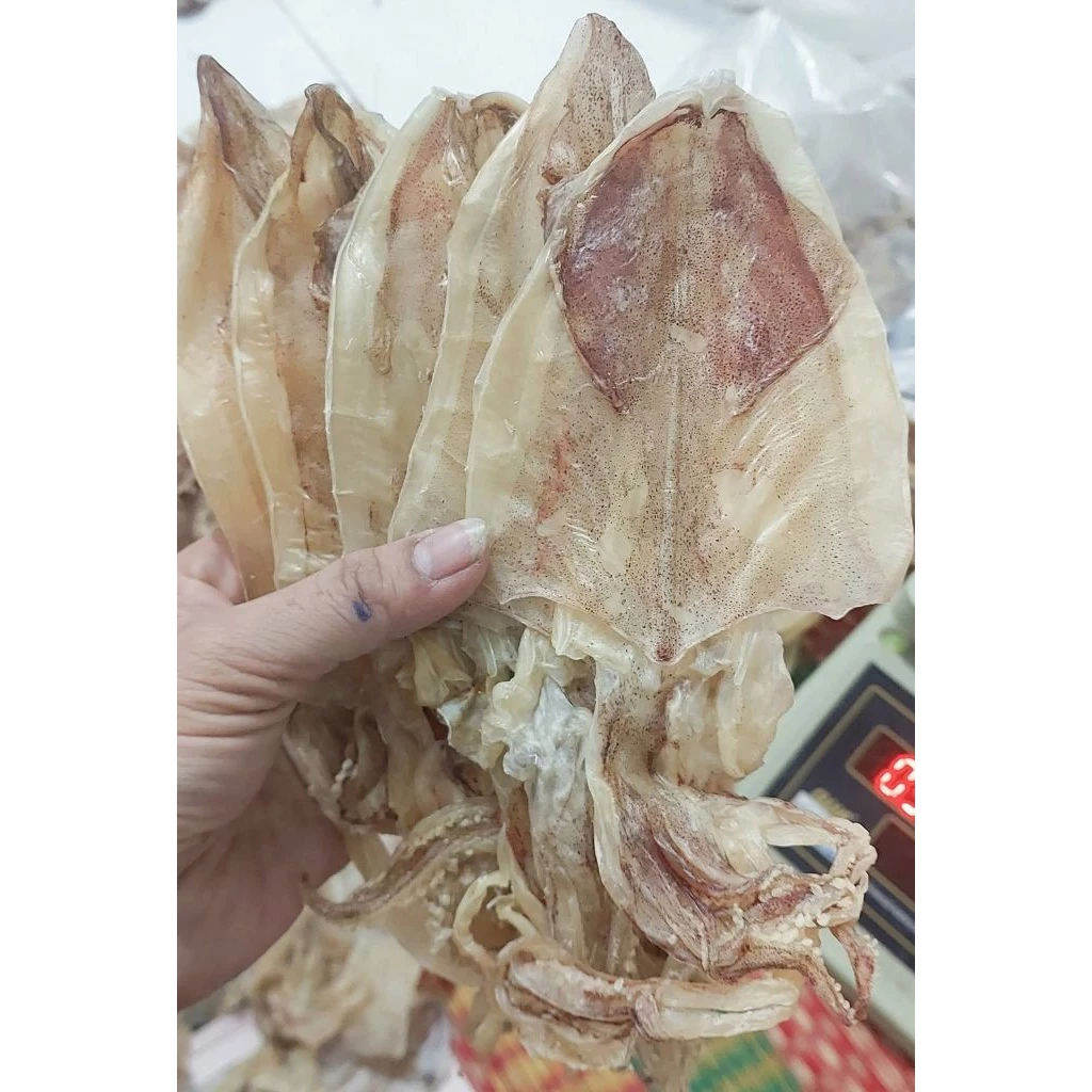 Làm thế nào để phân biệt khô mực thật và giả khi mua ở siêu thị hay chợ truyền thống?