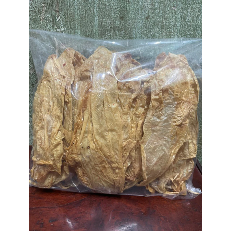 Tại sao khô lưỡi trâu chay lại là cứu cánh cho bữa xế nhanh chóng và tiện lợi?