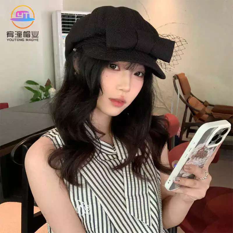 Mặc Mũ Nón Nữ Hình Bát Giác Có Gạc Nơ Đúng Cách: Lời Khuyên Từ Người Dùng Thực Tế