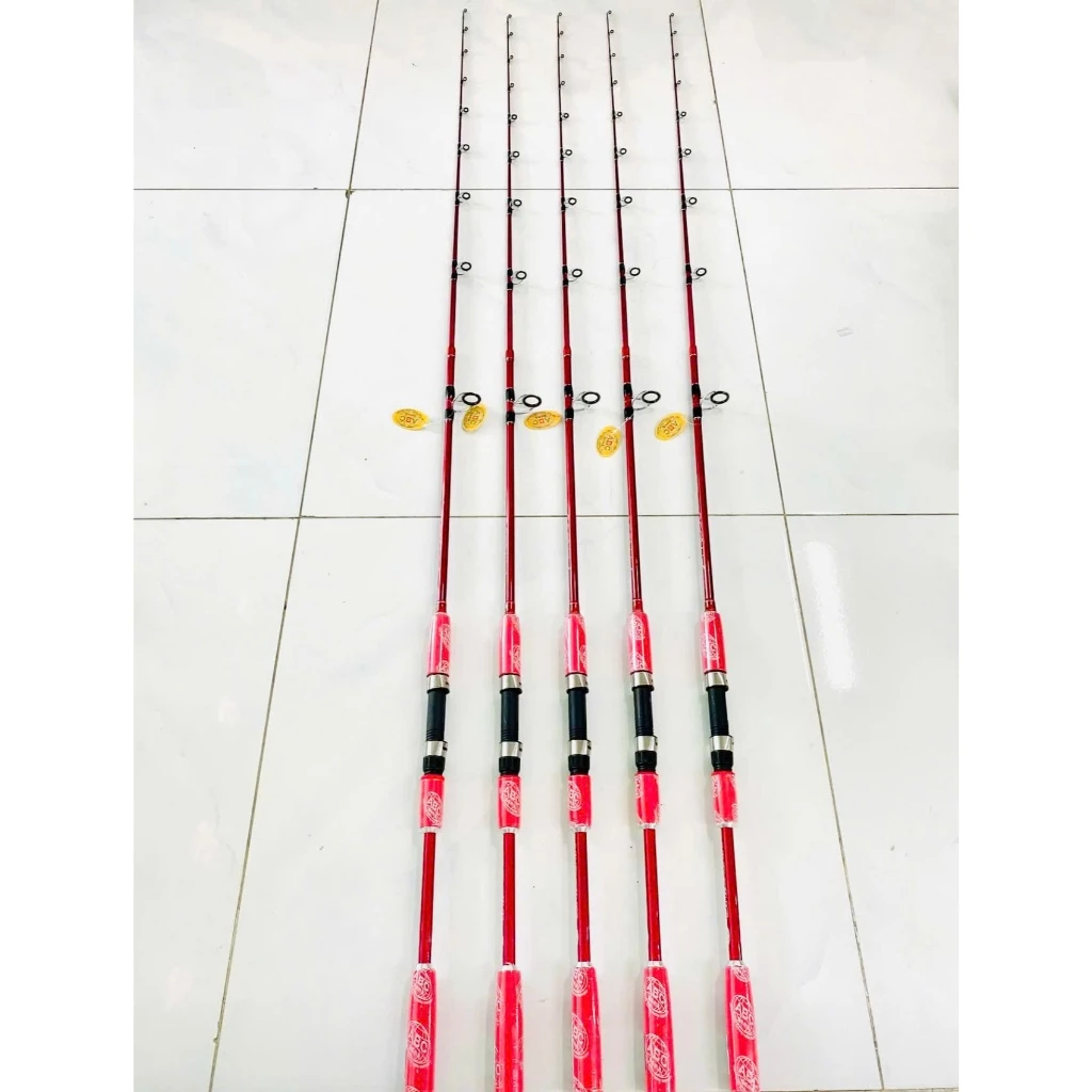 Áo Choàng Mưa Mỏng Dùng Mùa Hè Có Được Không Và Sao Lại Chọn Màu Hồng?