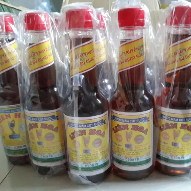 Làm thế nào để phân biệt nước mắm cốt ruốc thật và giả khi mua online?