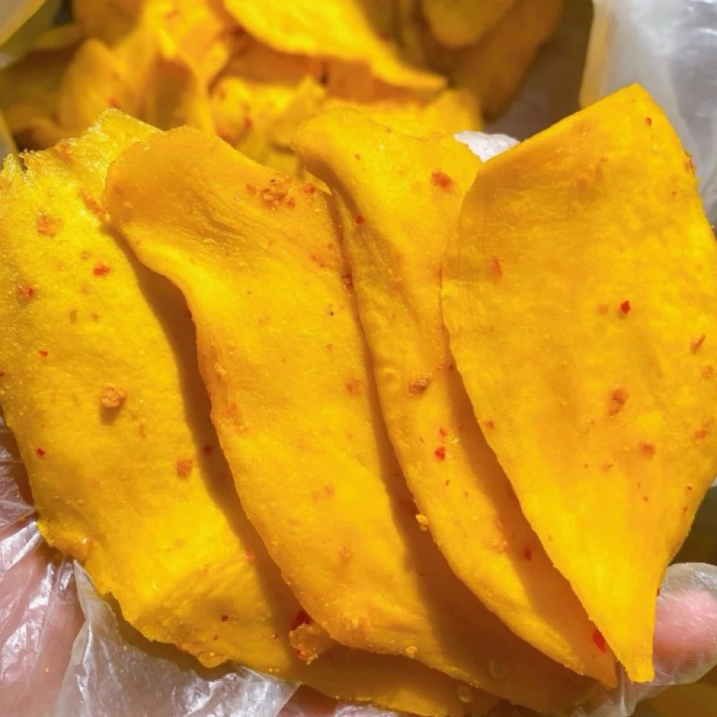 Làm thế nào để chọn xoài sấy dẻo ngon và tránh mua phải hàng kém chất lượng?