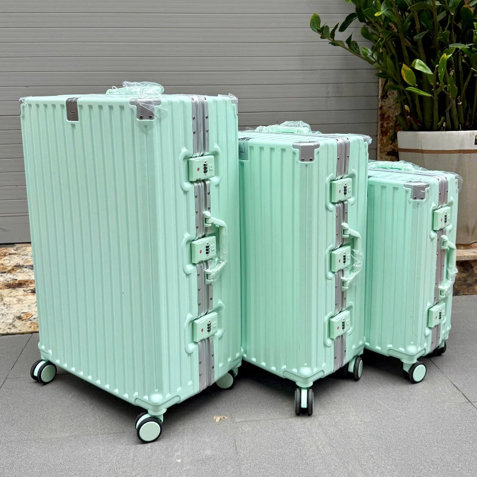 Làm thế nào để chọn vali khung nhôm phù hợp cho chuyến đi dài mà không bị đau lưng?