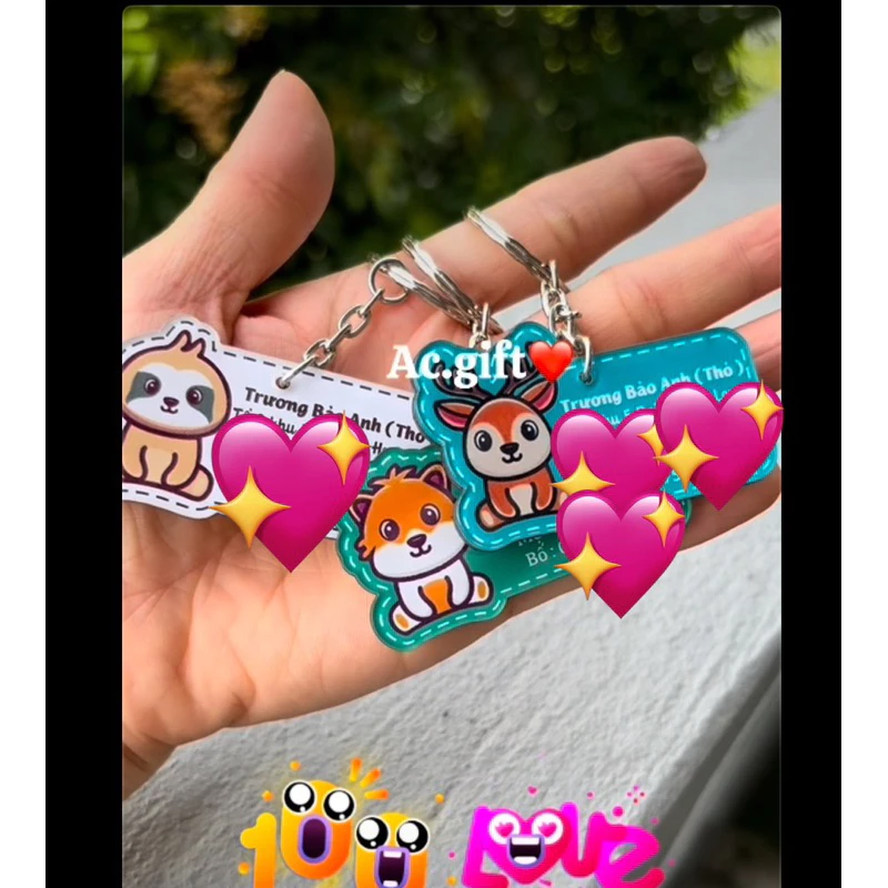 Làm thế nào để chọn móc khóa in bảng tên phù hợp cho bé mà không làm mất đi sự thoải mái khi đeo balo?