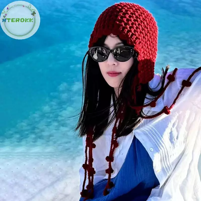 Mũ Beanie Cỏ Đỏ – Lựa Chọn Hoàn Hảo Cho Các Chuyến Du Lịch Của Bạn Hay Chỉ Là Một Item Thời Trang Ngắn Hạn?