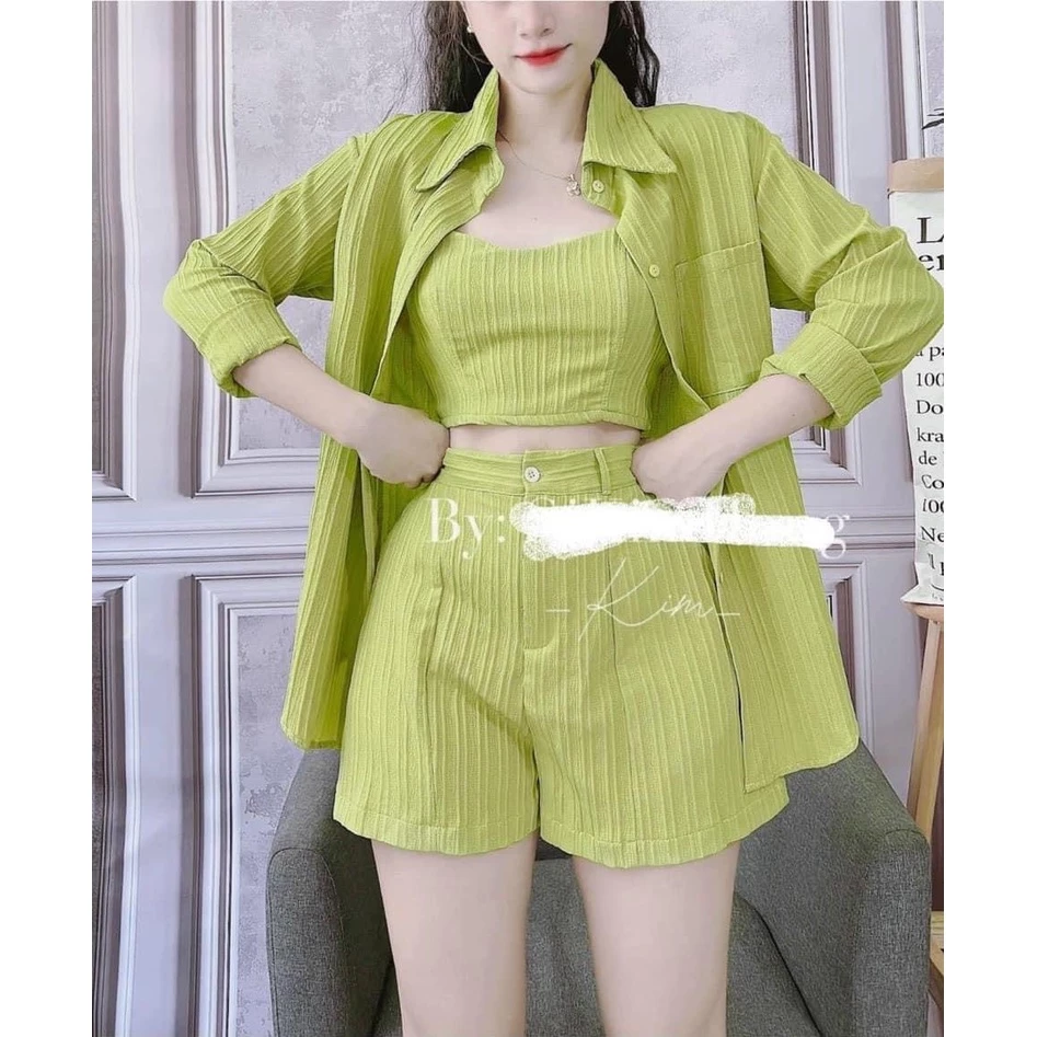 Lỗi thường gặp khi mặc áo khoác và áo hai dây: Làm thế nào để phối đồ vừa đẹp vừa tiết kiệm?