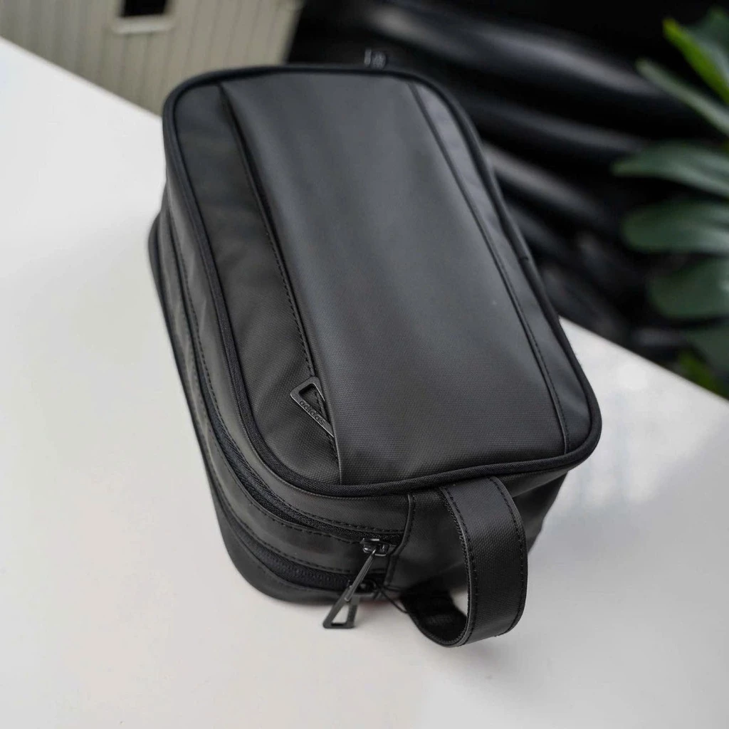 Làm thế nào để chọn túi chống nước phù hợp cho những ngày mưa không làm hỏng điện thoại của bạn?