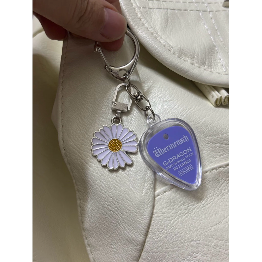 Làm thế nào để chọn móc khóa đựng merchandise concert phù hợp với phong cách của bạn?