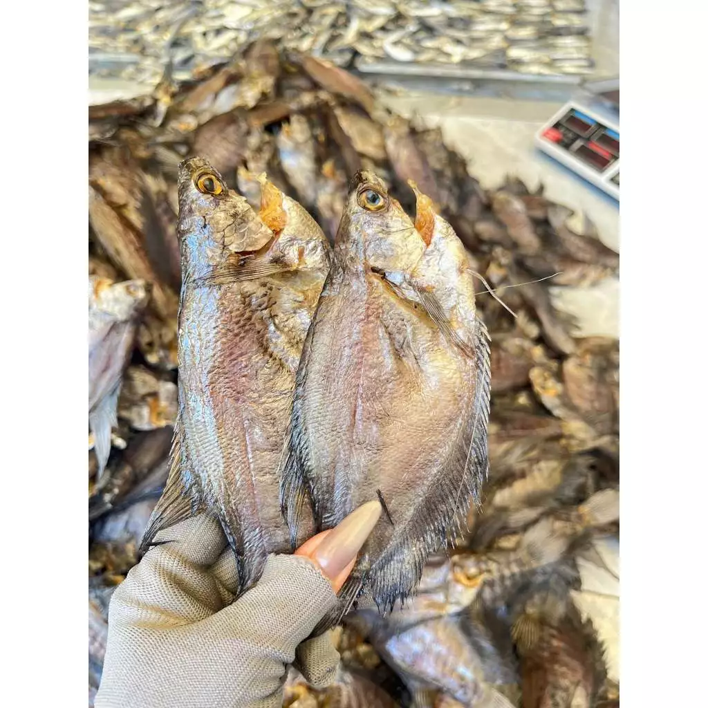 Làm thế nào để chọn và sử dụng khô cá sặc bổi Cà Mau ngon và an toàn?