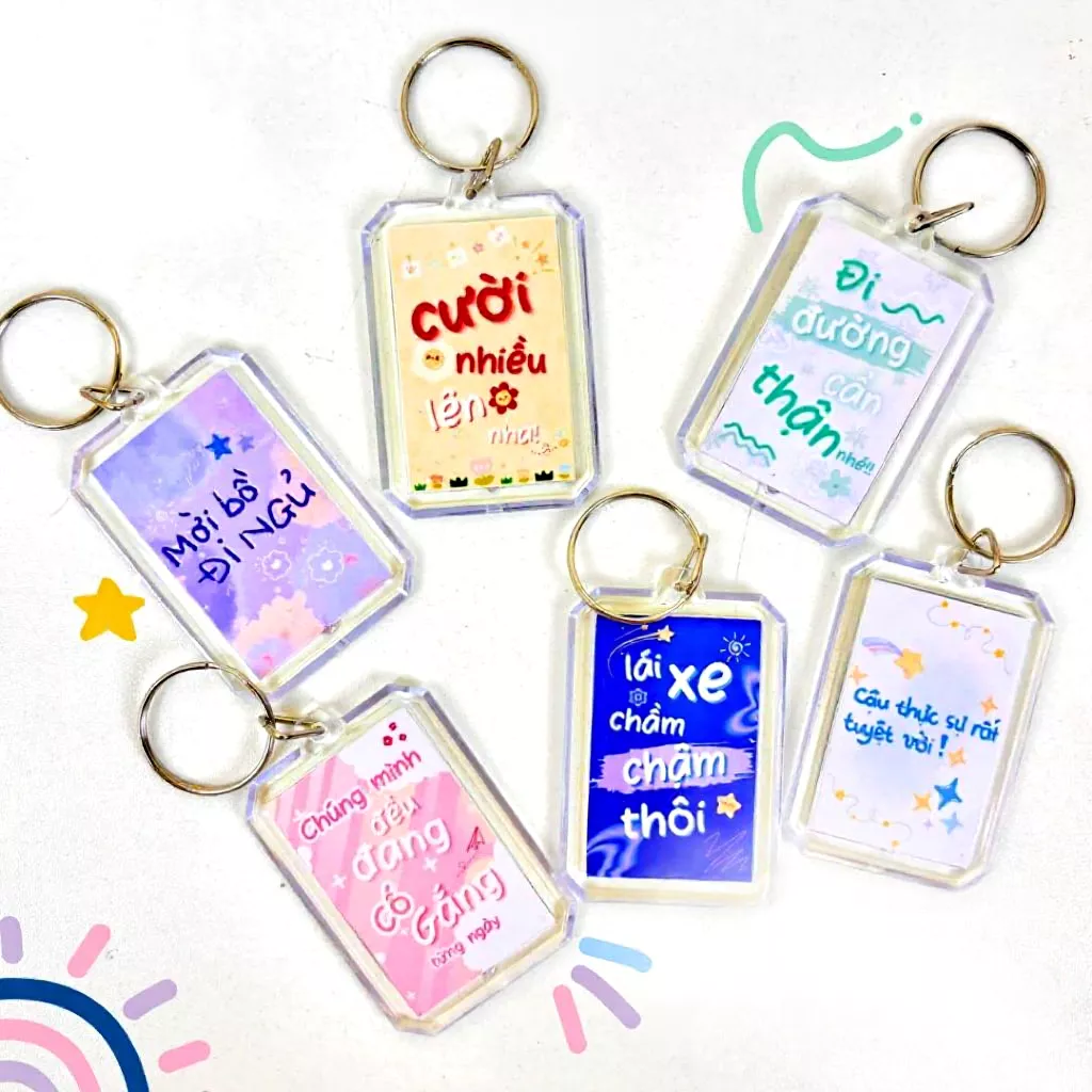 Móc khoá mica dễ thương có thực sự chỉ là phụ kiện hay còn giúp thay đổi tâm trạng của bạn?