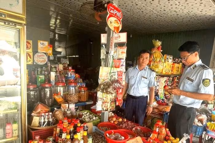 2026: Đẩy mạnh phòng chống buôn lậu, gian lận thương mại và hàng giả