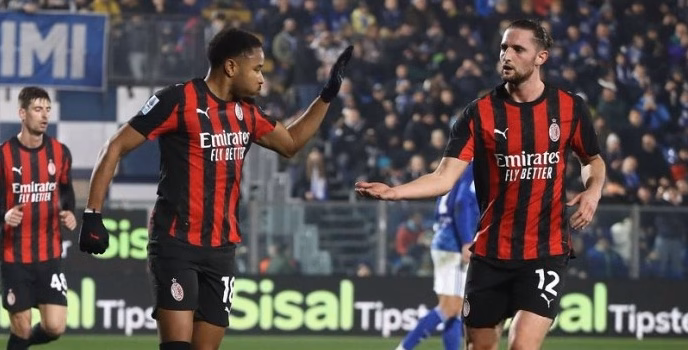 Rabiot tỏa sáng với cú đúp, AC Milan lội ngược dòng thắng Como 3-1