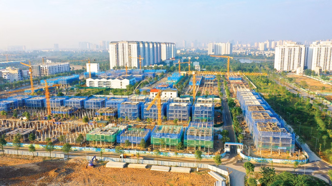 3.289 dự &aacute;n đất đai với tổng mức đầu tư khoảng 1,67 triệu tỷ đồng, hơn 70 ngh&igrave;n ha đ&atilde; được th&aacute;o gỡ vướng mắc