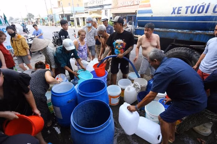 Đồng Nai: Hàng nghìn hộ dân Đại Phước chờ nước sạch sau sự cố nhà máy