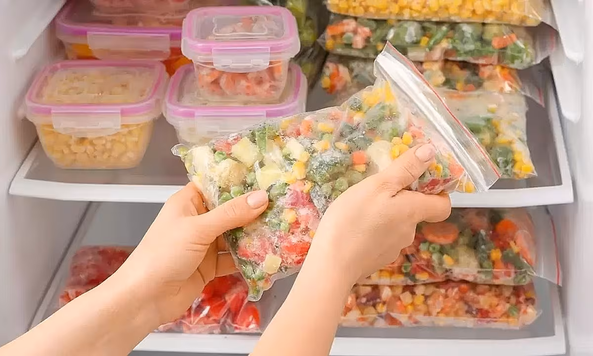 6 thực phẩm đông lạnh cần có để bữa ăn nhanh, đầy đủ dinh dưỡng